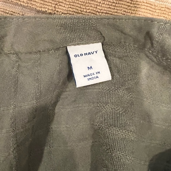 Old Navy rayon blouse Size Medium - Picture 5 of 7